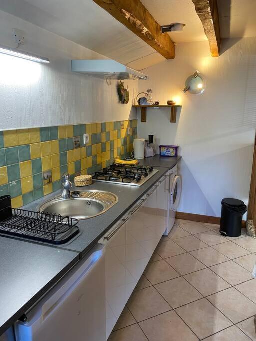 Gite De L'Ebaupin Louchy-Montfand Exteriör bild